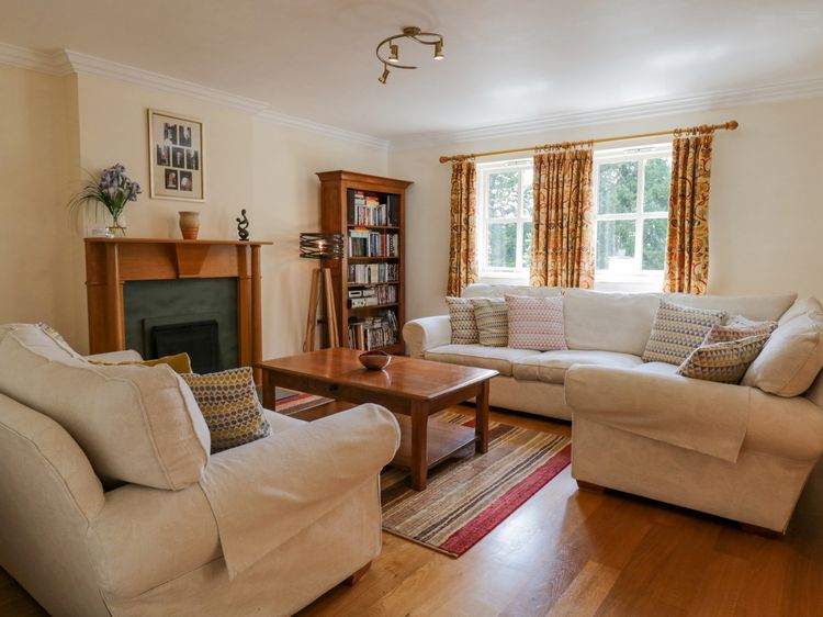 Orchard House, listing photograph 2