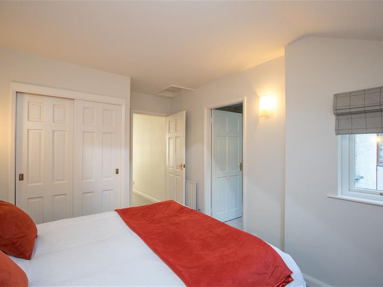 Yew Tree Cottage, listing photograph 10