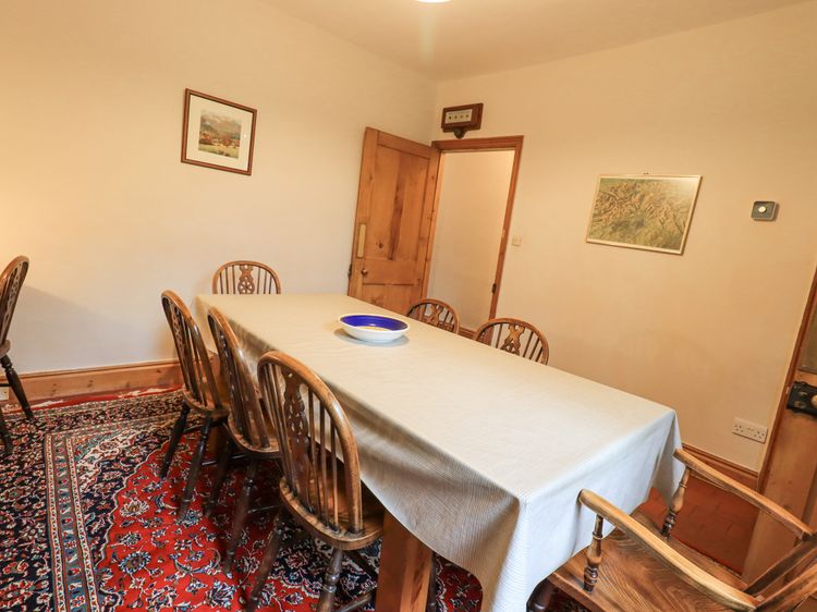 Millans Garth, listing photograph 8