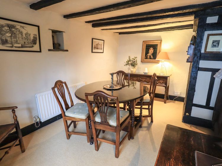 Nurses Cottage, listing photograph 9