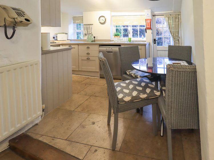 Nurses Cottage, listing photograph 10