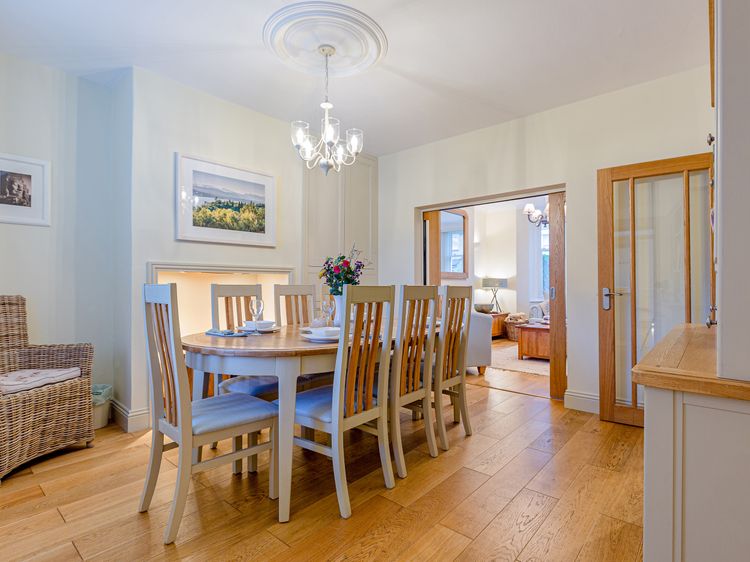 Oak House, listing photograph 4