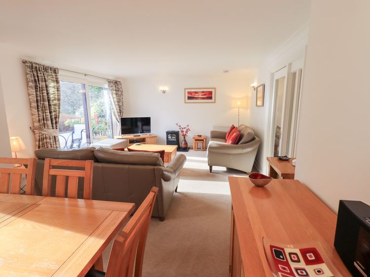Mardale, listing photograph 10