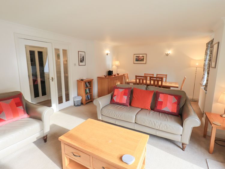 Mardale, listing photograph 11
