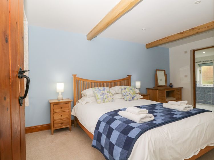 Cygnet Cottage, listing photograph 11