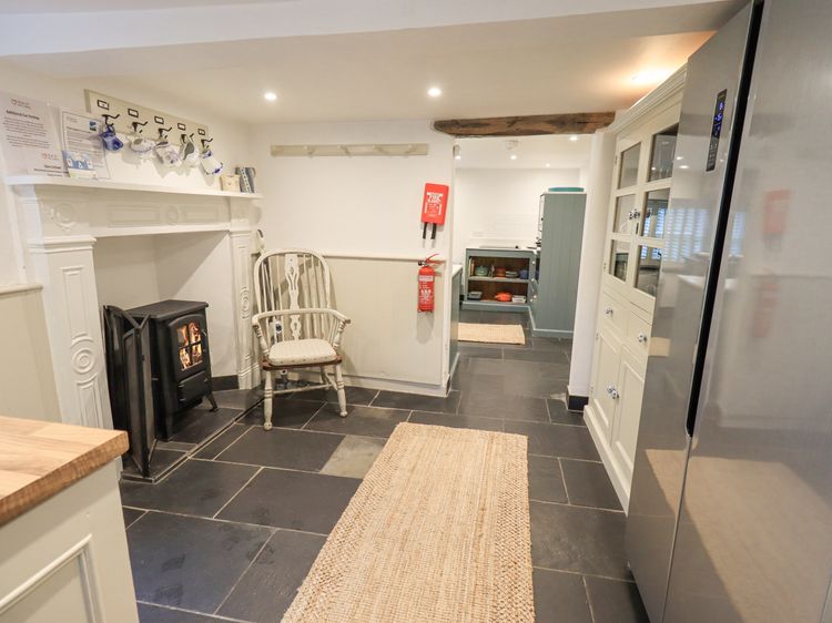 Syke Cottage, listing photograph 12