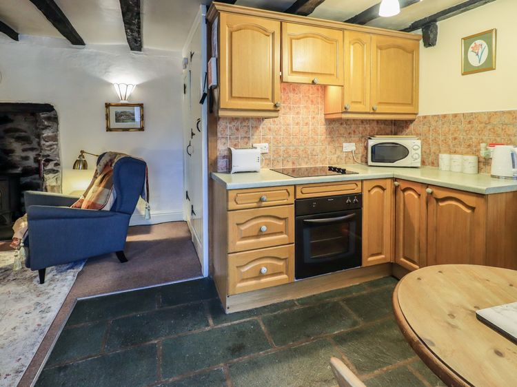 How Head Cottage, listing photograph 7