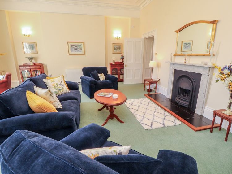 South View, listing photograph 8