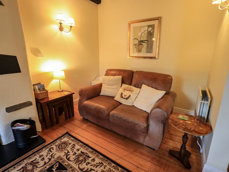 Daisy Cottage, listing photograph 5