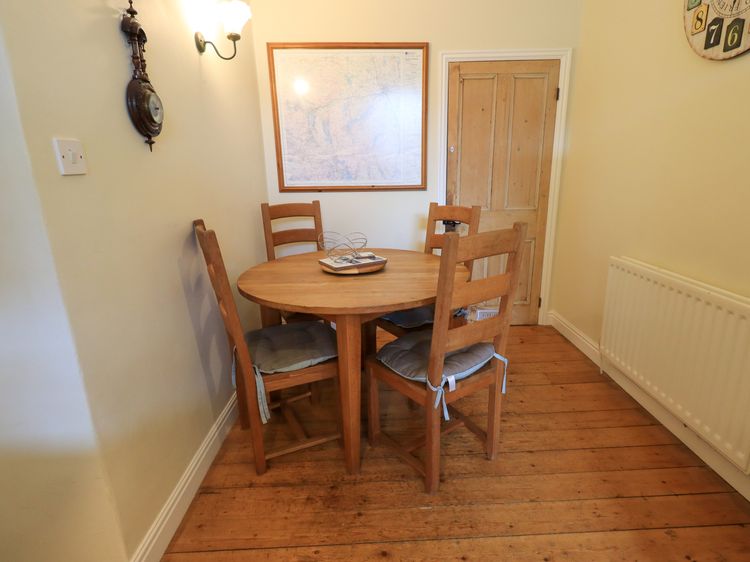 Daisy Cottage, listing photograph 12