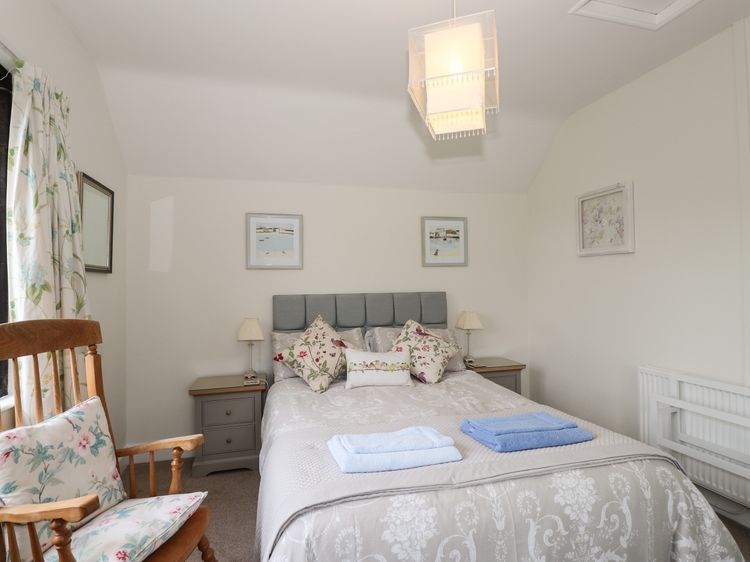 Larch Cottage, listing photograph 10