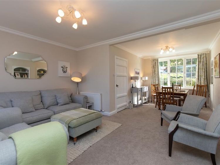Crozier Cottage, listing photograph 3