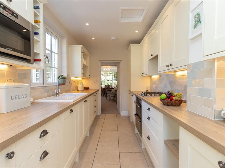 Crozier Cottage, listing photograph 8
