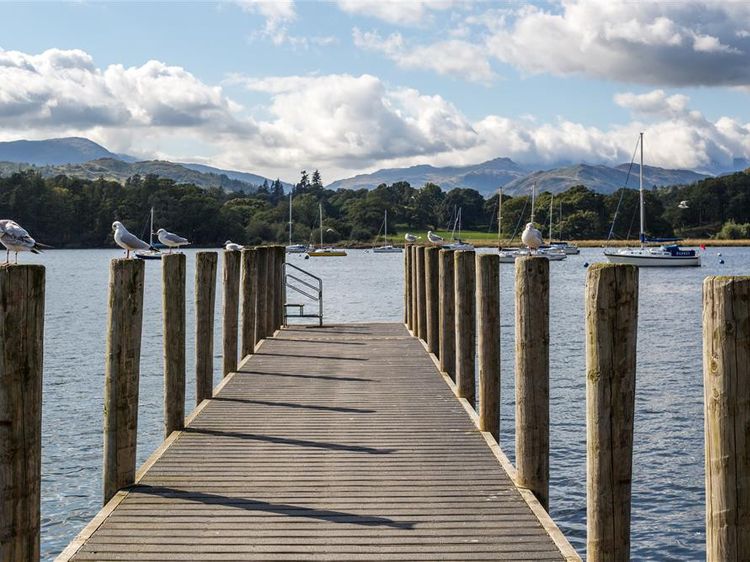 Waterside, listing photograph 11
