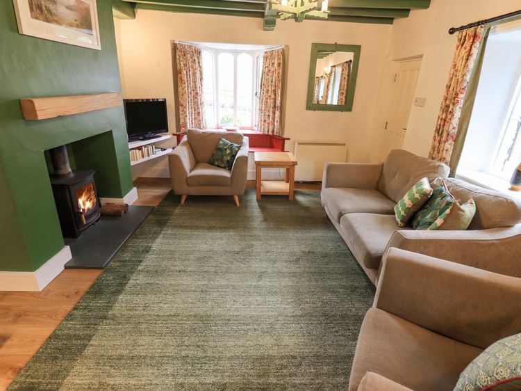 North Lodge, listing photograph 2