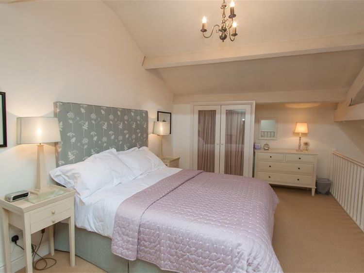 The Coach House, listing photograph 8