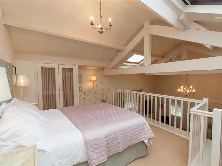 The Coach House, listing photograph 10