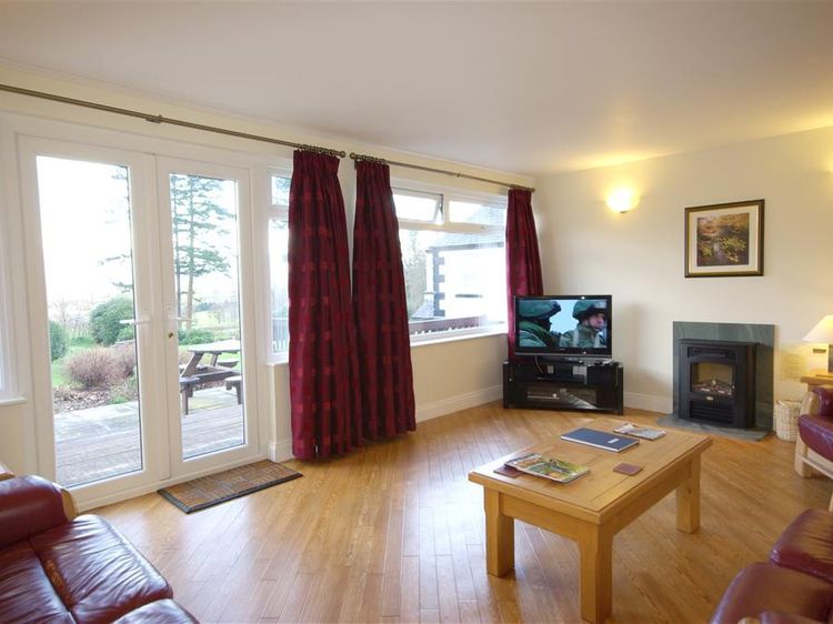 Pen Cottage, listing photograph 2