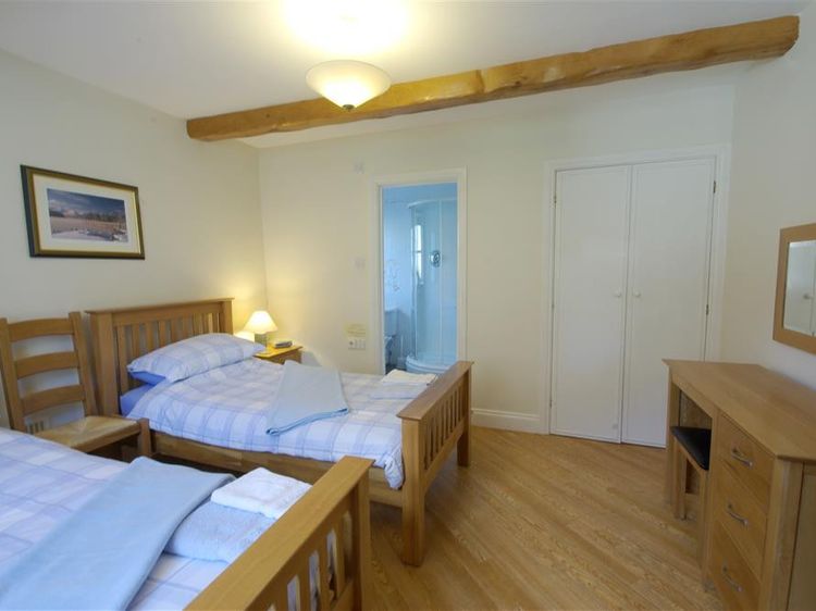 Pen Cottage, listing photograph 5