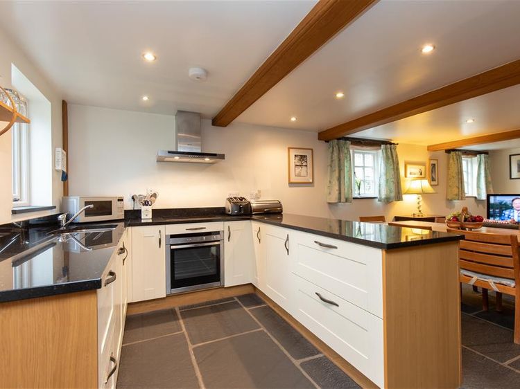 Forest Cottage, listing photograph 6