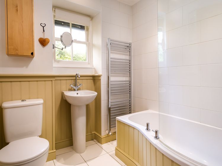 Greystones, listing photograph 12