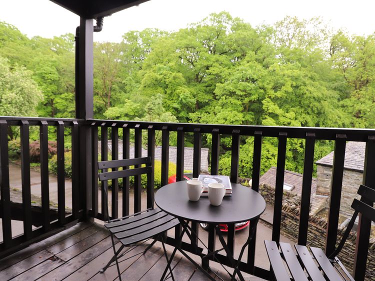 Jenever Cottage, listing photograph 2