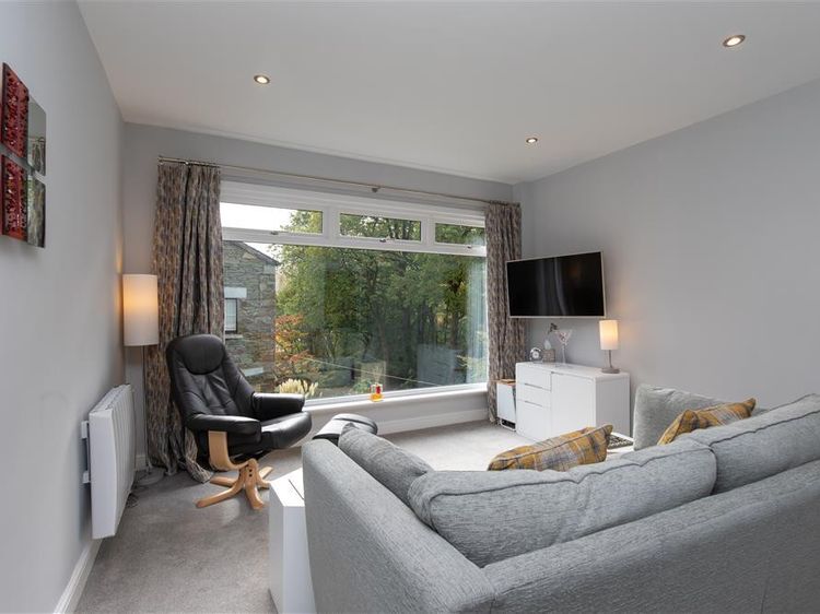 Silver Howe, listing photograph 3