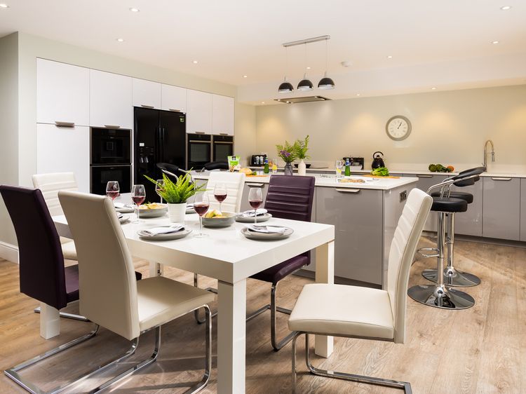 Glebe Holme, listing photograph 3