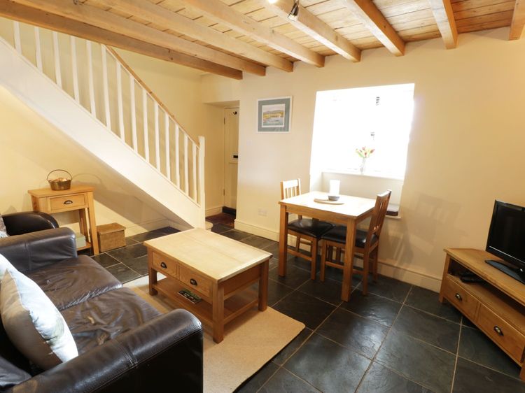 Menai Cottage, listing photograph 4