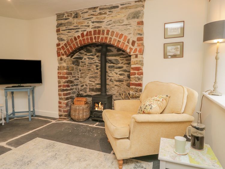1 Sunny Point Cottages, listing photograph 7