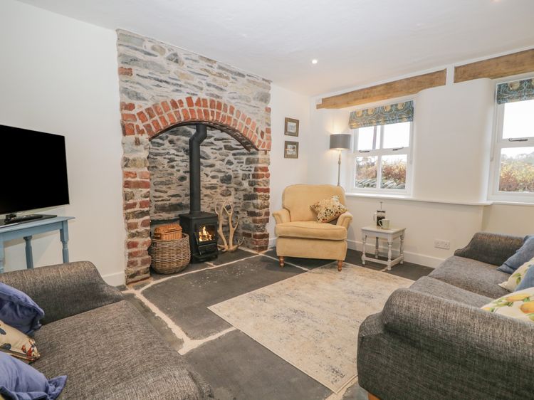 1 Sunny Point Cottages, listing photograph 9