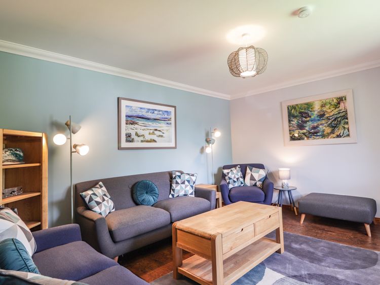Silver Birch Lodge, listing photograph 2