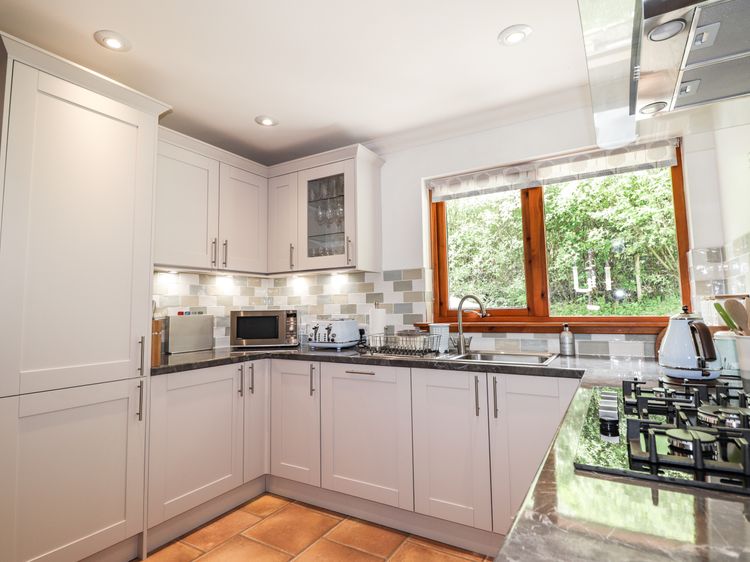 Silver Birch Lodge, listing photograph 12