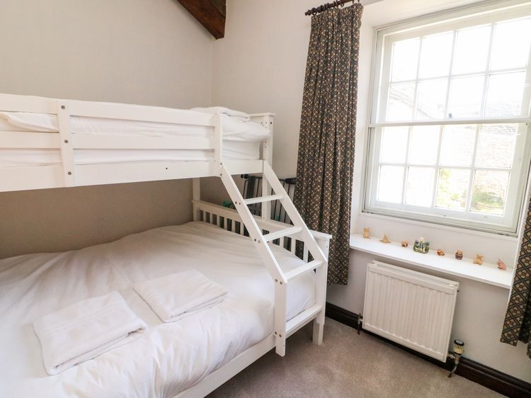 Piggy Bank Cottage, listing photograph 12