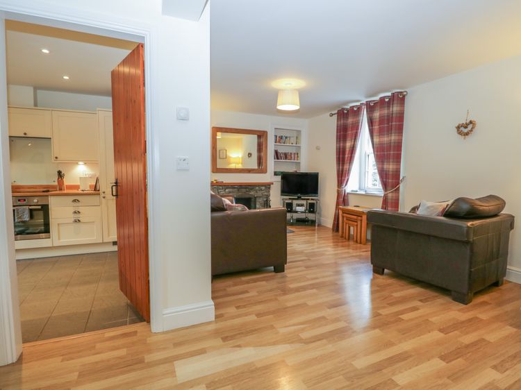 Holly Tree Cottage, listing photograph 7