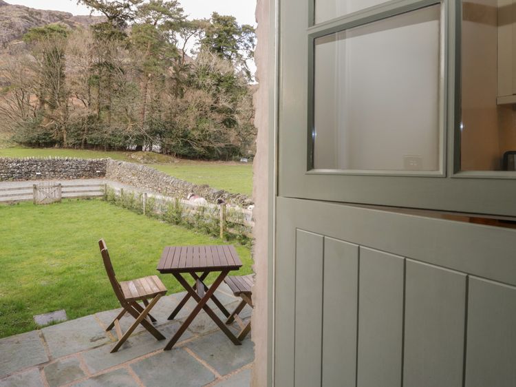 Oak Tree Cottage, listing photograph 3