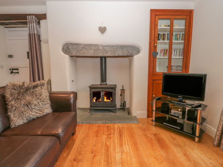 Oak Tree Cottage, listing photograph 4