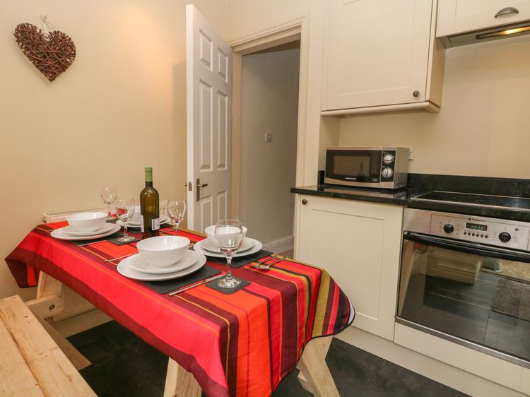 4 Cherry Tree Cottages, listing photograph 7