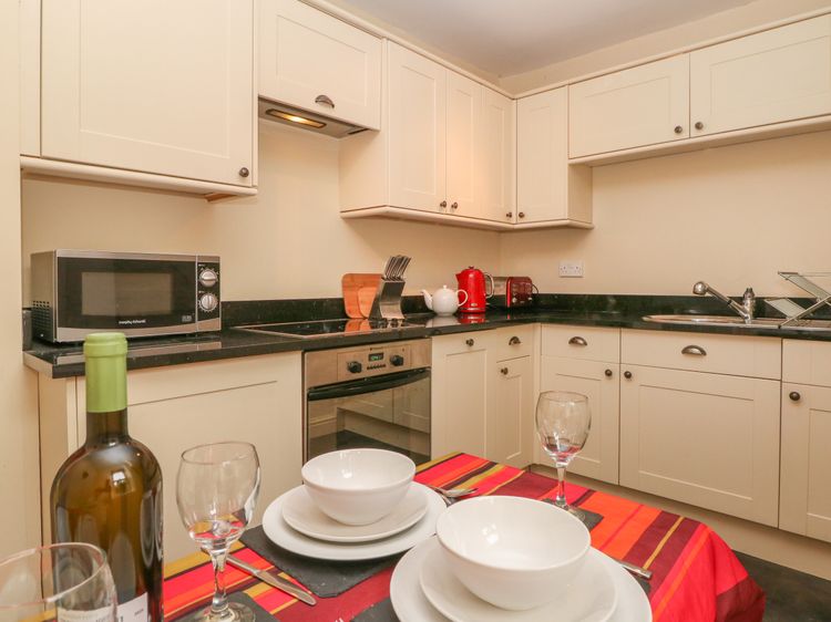 4 Cherry Tree Cottages, listing photograph 9