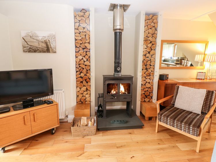Two The Chapel - Staveley, listing photograph 3