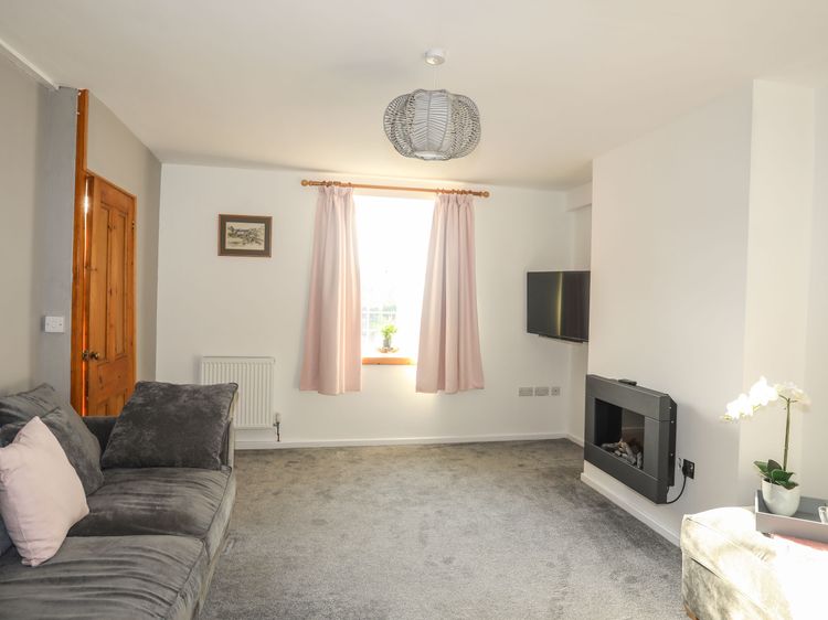 Gwynle - Llanystumdwy, listing photograph 7