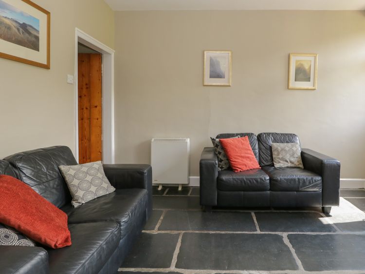 Acorn Cottage, listing photograph 4