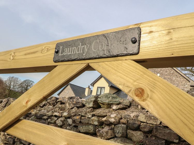 Laundry Cottage, listing photograph 2