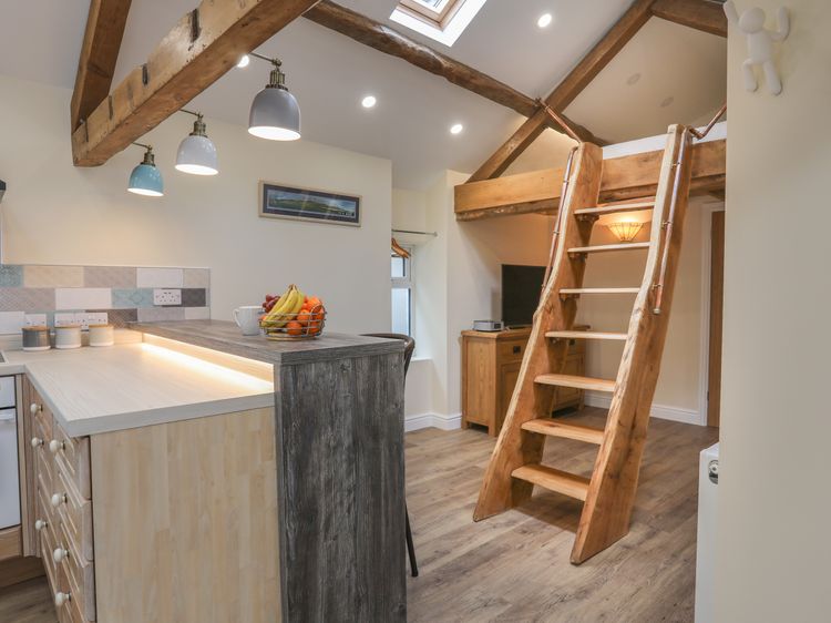 Glan Meon Cottage, listing photograph 4