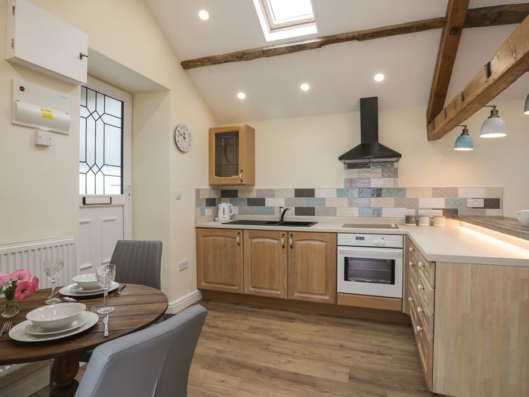 Glan Meon Cottage, listing photograph 6