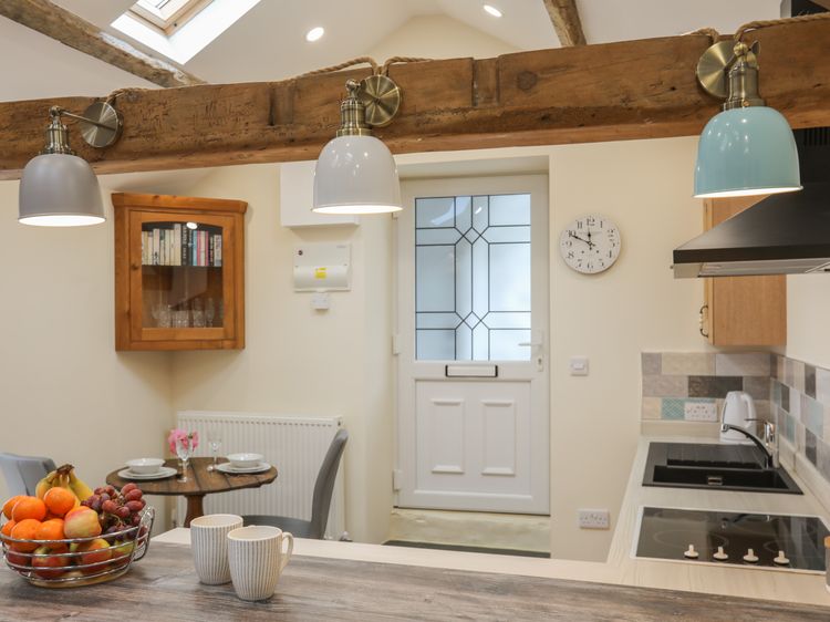 Glan Meon Cottage, listing photograph 8
