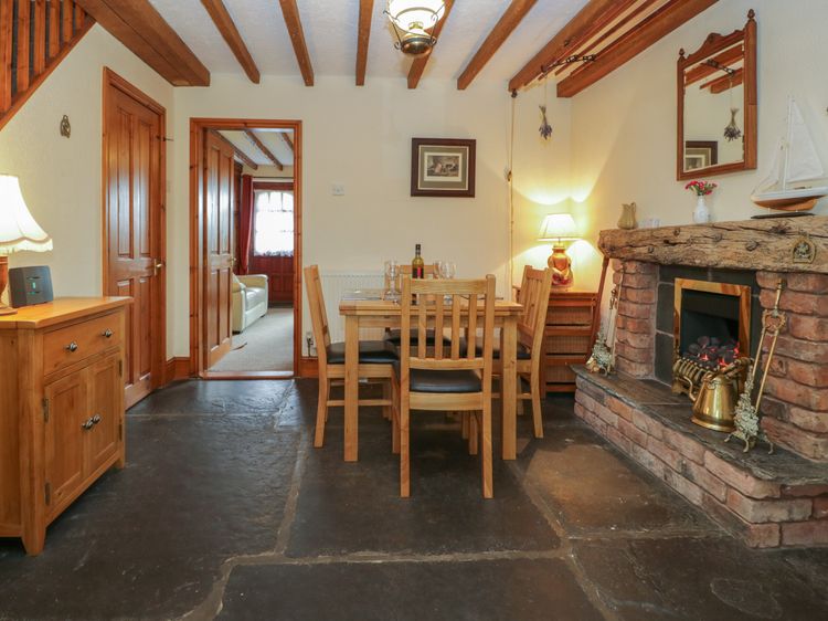 Shipwreck Cottage, listing photograph 10