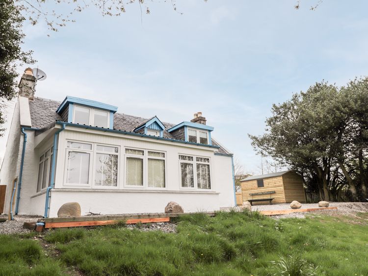 Balnaird Farmhouse, listing photograph 3