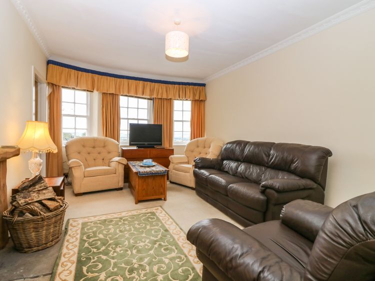 North Lodge, listing photograph 6