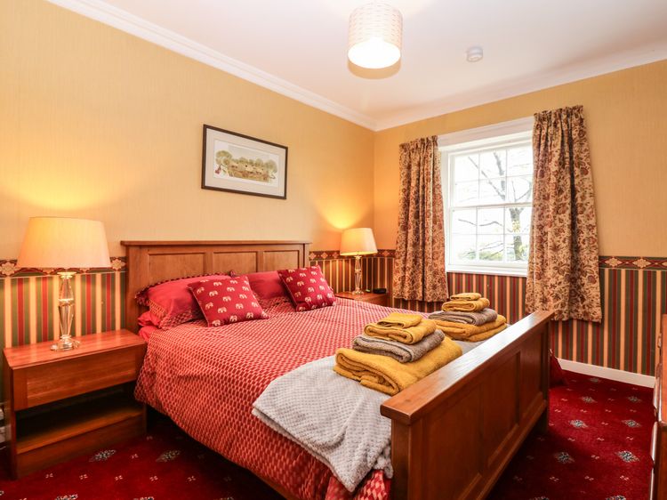 North Lodge, listing photograph 12